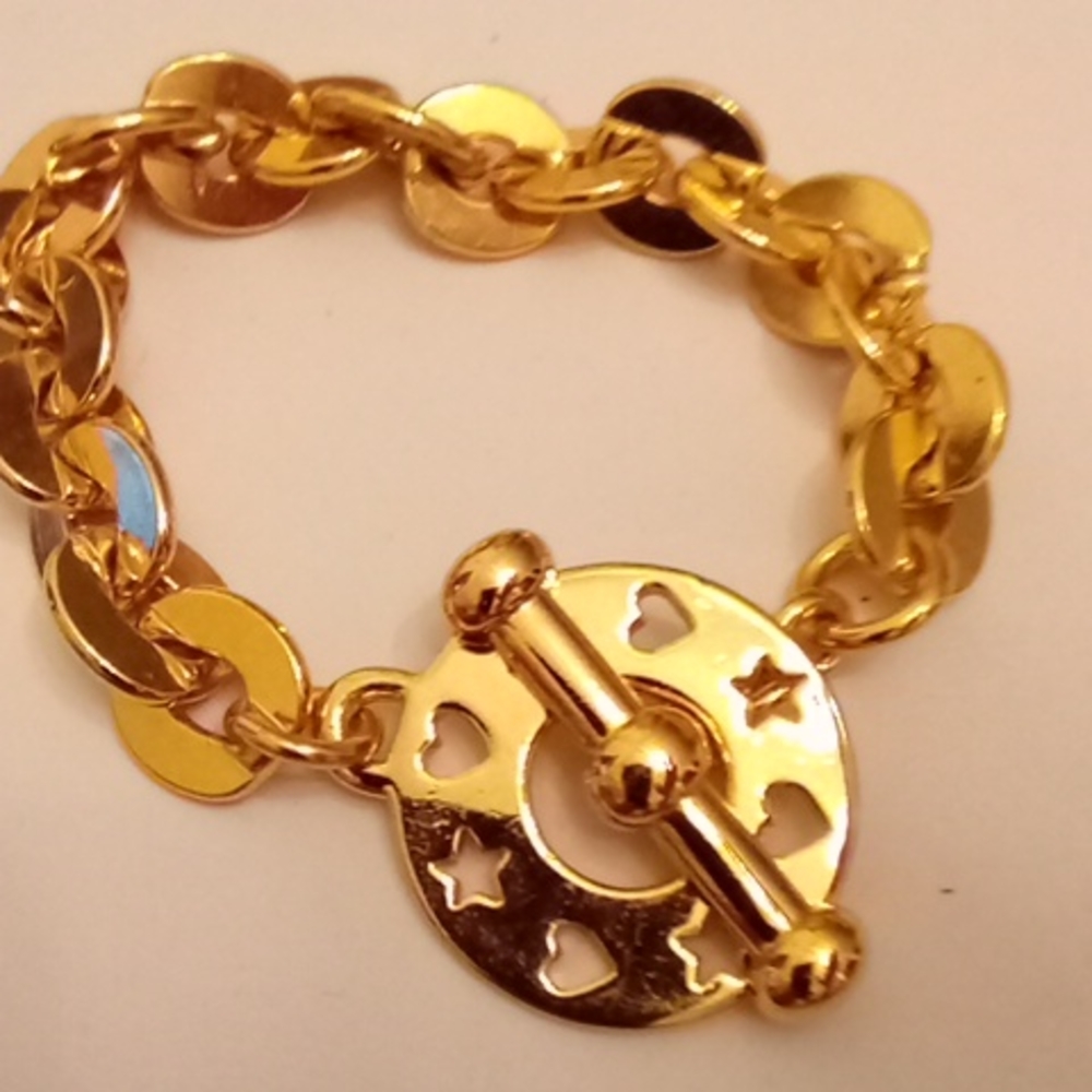 Gold Plated Toggle Bracelet w/ charm . Additional Heart charm